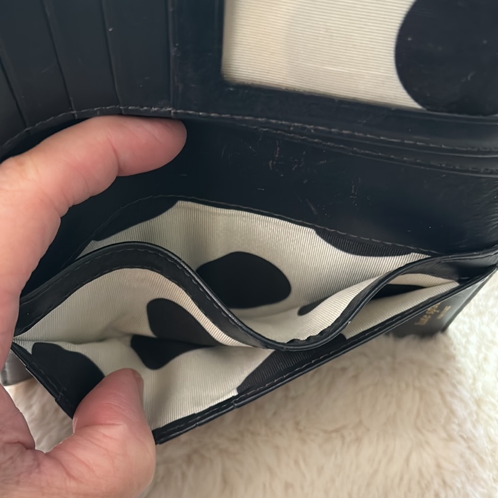 Kate Spade Large Slim Bifold Wallet Black - Picture 4 of 8